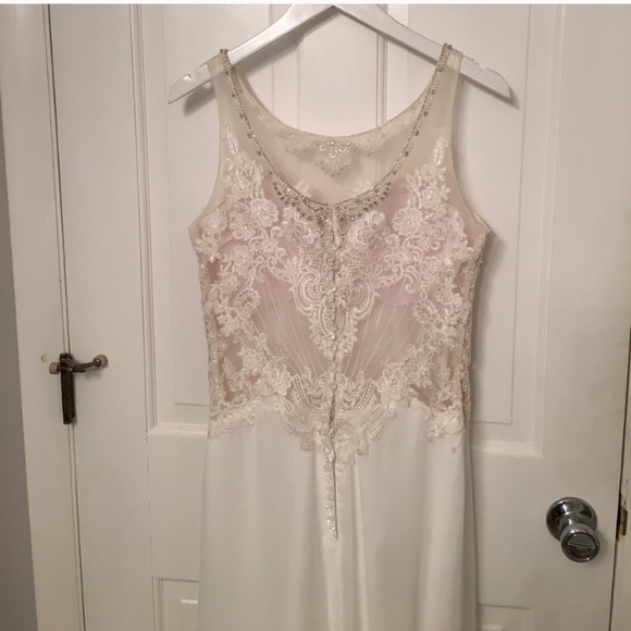 NEW ivory embellished romantic wedding gown - Picture 8 of 10